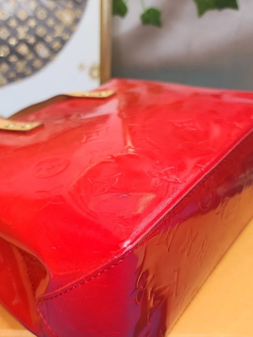 Authentic Louis Vuitton Vernis Reade PM Rouge W/ Box, Dust Bag & LV P.O.P